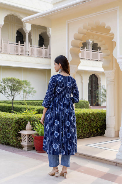 Women Blue Indigo Kurta and Pant Set With Dupatta - VOGUEHAVENSTORE