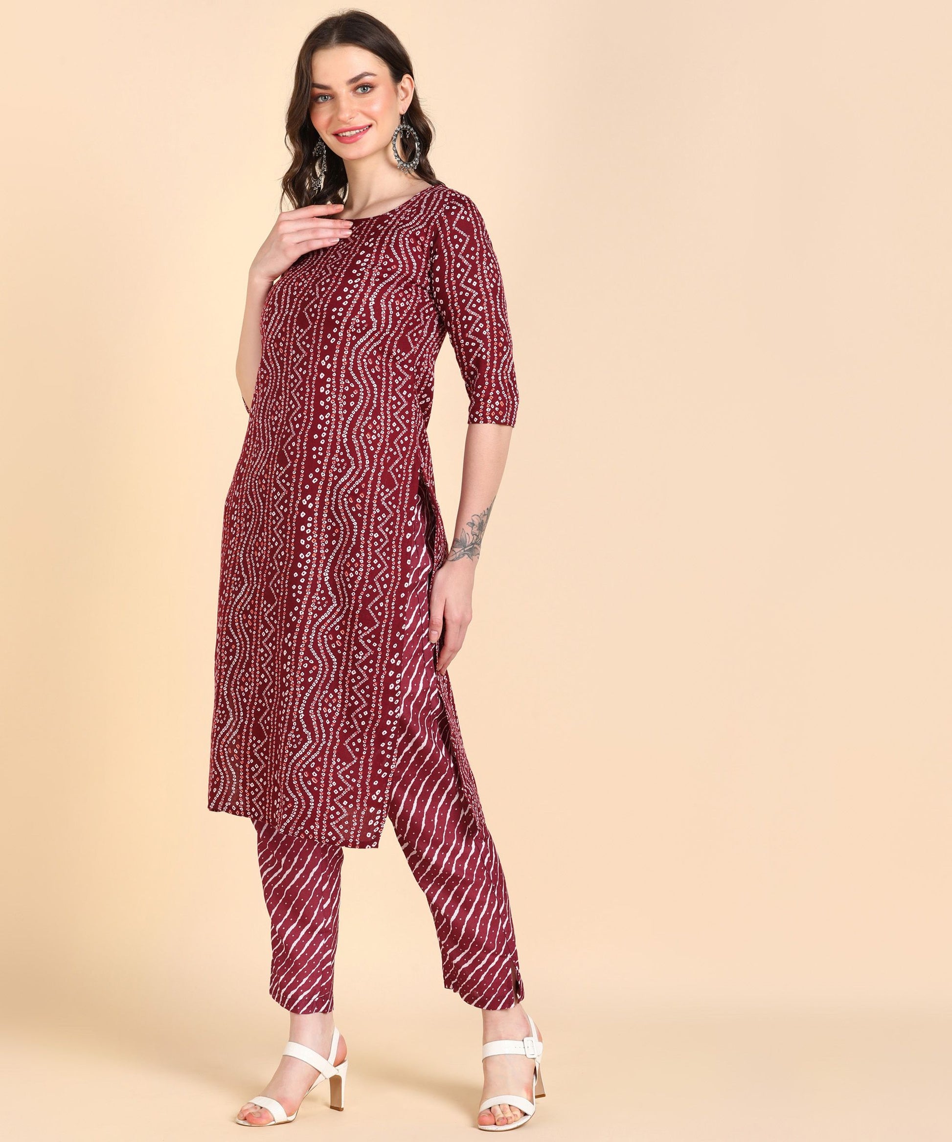 Voguehaven Women's Cotton Printed Straight Kurti With Pant Set - VOGUEHAVENSTORE