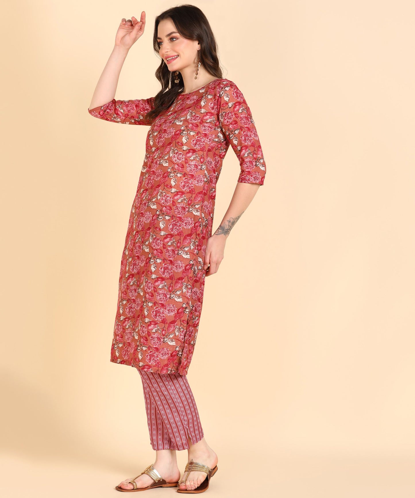 Voguehaven Women's Cotton Printed Straight Kurti With Pant Set - VOGUEHAVENSTORE