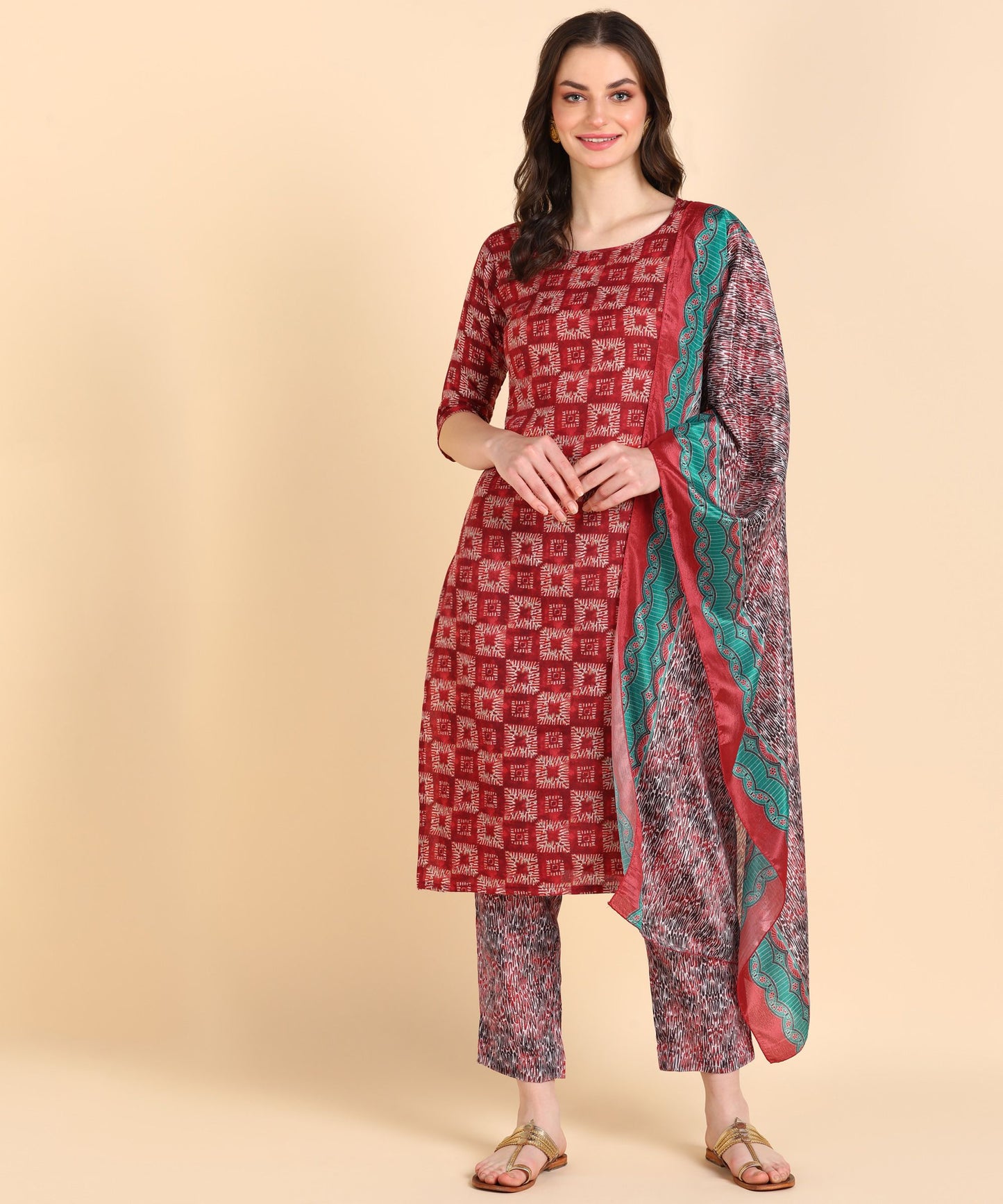 Voguehaven Women's Cotton Printed kurti and Pant With Dupatta Set - VOGUEHAVENSTORE